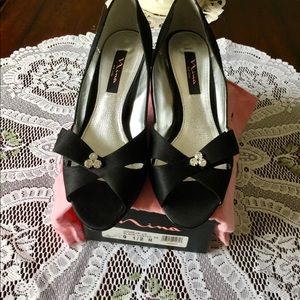 Nina Conseja - Open Toe Pump Size 9.5